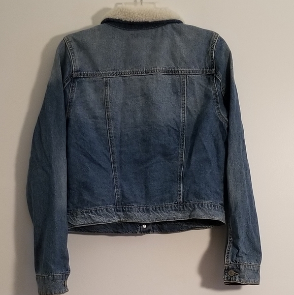 L.E.I. Cropped Jean Jacket - Picture 4 of 4